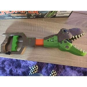DinoBros Dinosaur Chomper Toy‎ T-Rex Grabber with Lights and 3 Roaring Sounds
